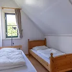 Buitenplaats 86 بيت للعطل